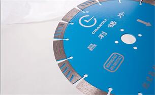 湖北昌利帶你了解石材礦山開采技術及裝備 湖北昌利帶你了解石材礦山開采技術及裝備