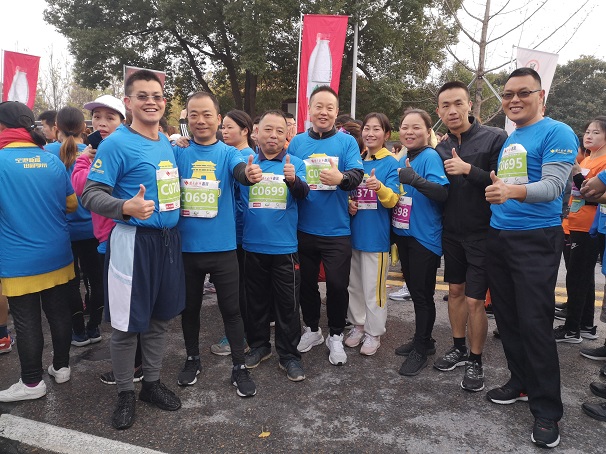 湖北昌利超硬材料有限公司組團(tuán)參加2019鄂州國際半程馬拉松比賽 湖北昌利超硬材料有限公司組團(tuán)參加2019鄂州國際半程馬拉松比賽
