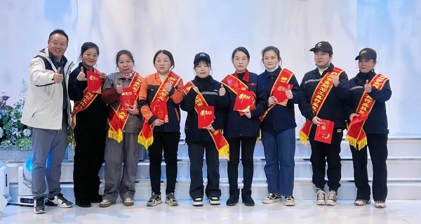 匠心譜芳華、專業(yè)展風(fēng)采——金剛石行業(yè)技能大賽圓滿落幕 匠心譜芳華、專業(yè)展風(fēng)采——金剛石行業(yè)技能大賽圓滿落幕