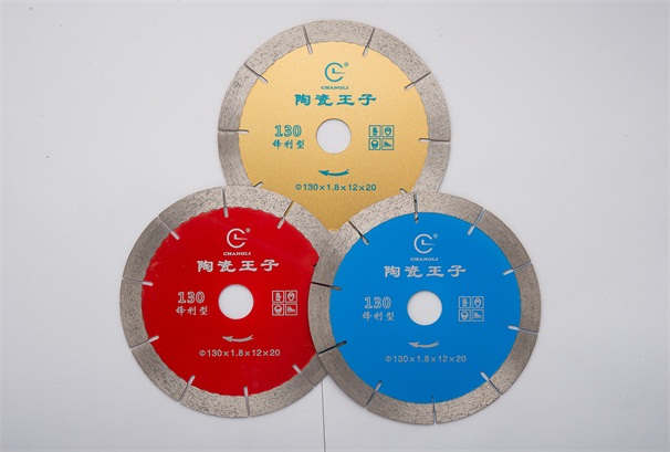 金剛石小鋸片的胎體結(jié)合劑性能需要滿足哪些要求呢？